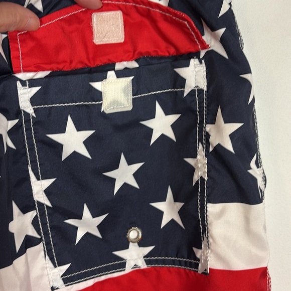 Old Navy Swim Trunks Suit Men Large Flag Print America USA Beach Summer Vacation - Picture 5 of 8